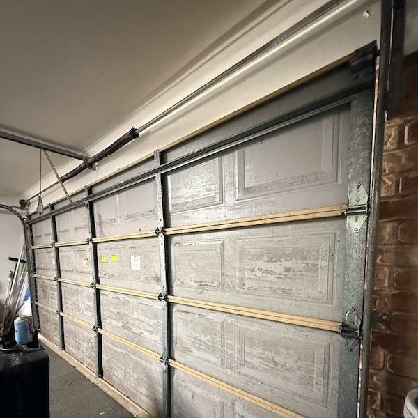 Doors all fixed after replacing the broken cables and straightening the tracks